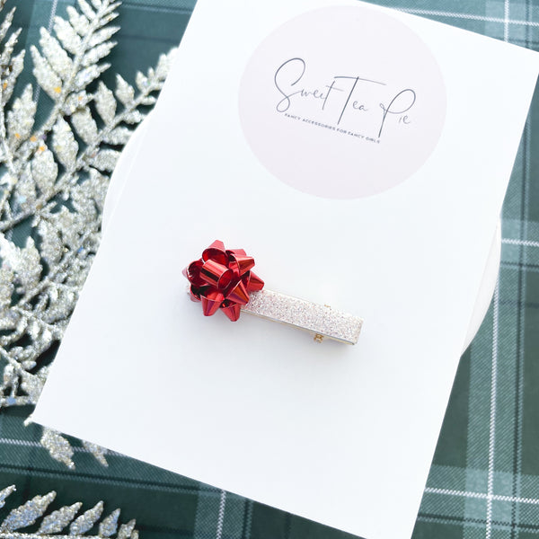 Christmas Present Glam Clip