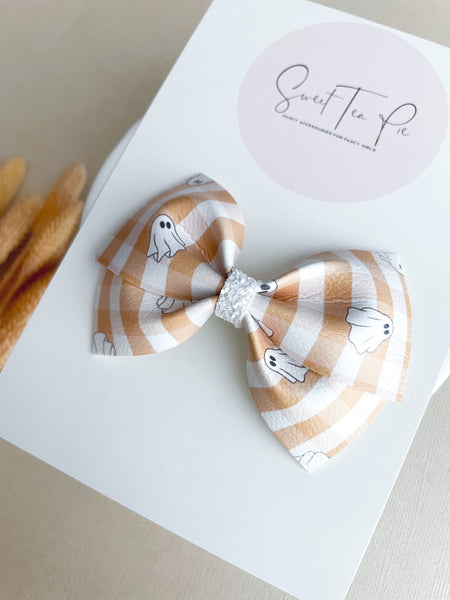 Farm Ghost Modern Lu Hair Bow