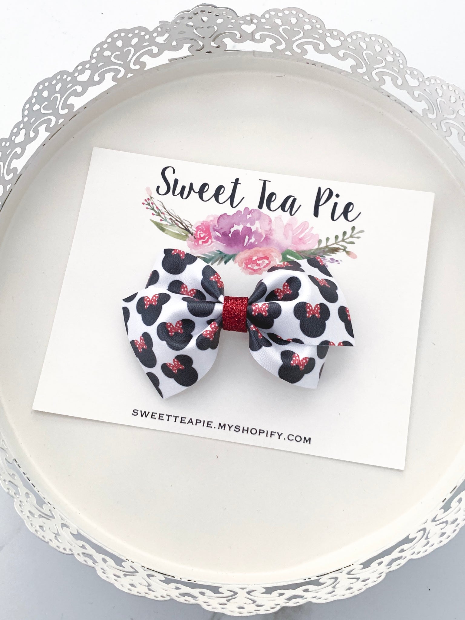 Minnie Hand Tied Hair Bow