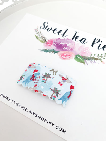 Christmas Dinos Scalloped Snap Clip