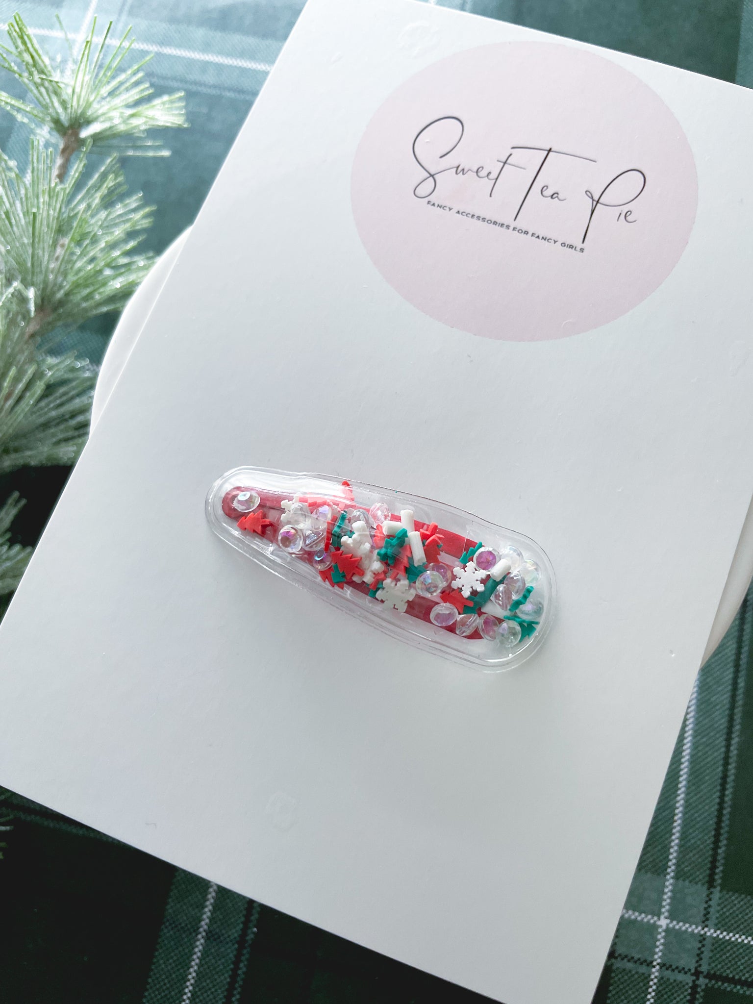 O Christmas Tree Shaker Snap Clip