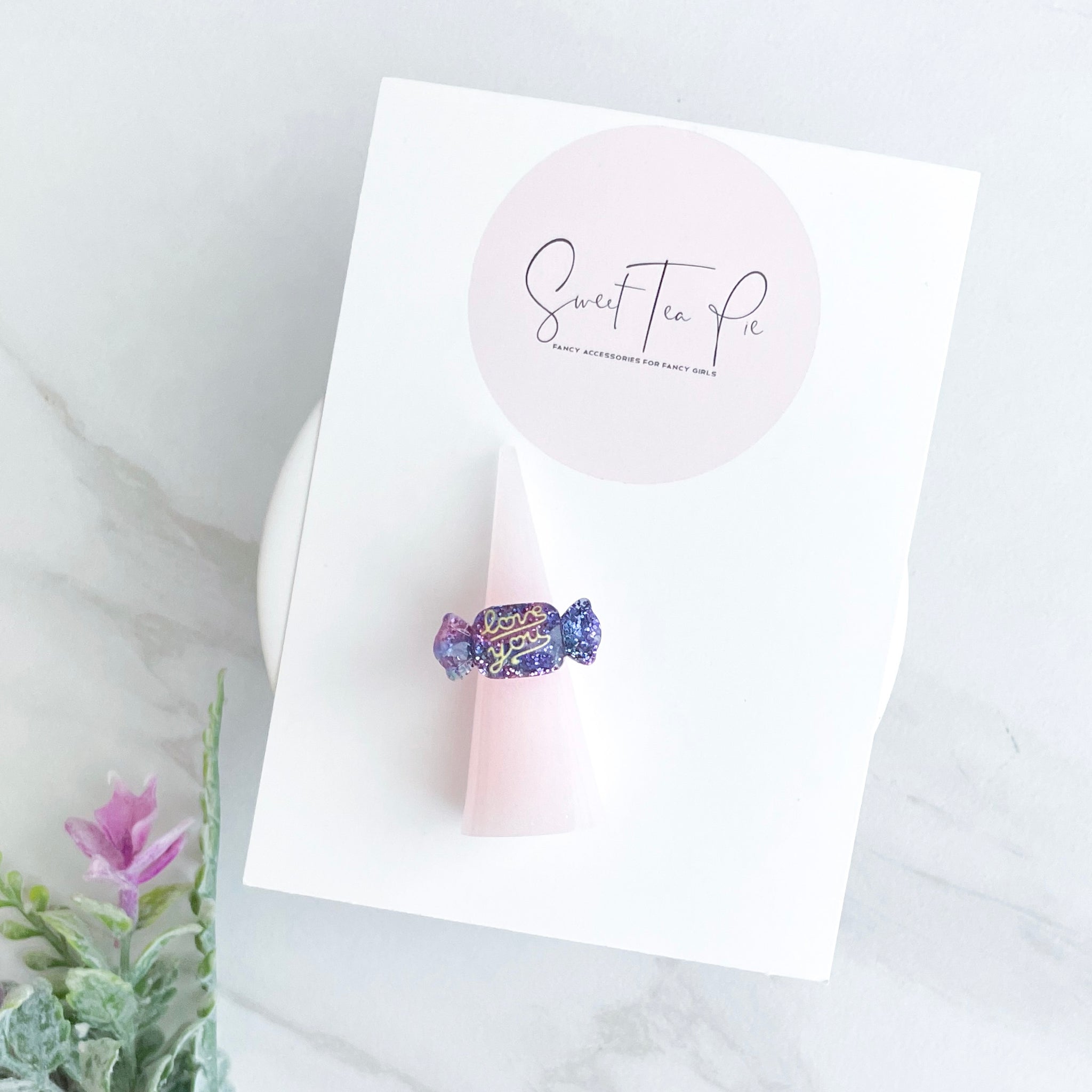 Love You Girls Glam Ring