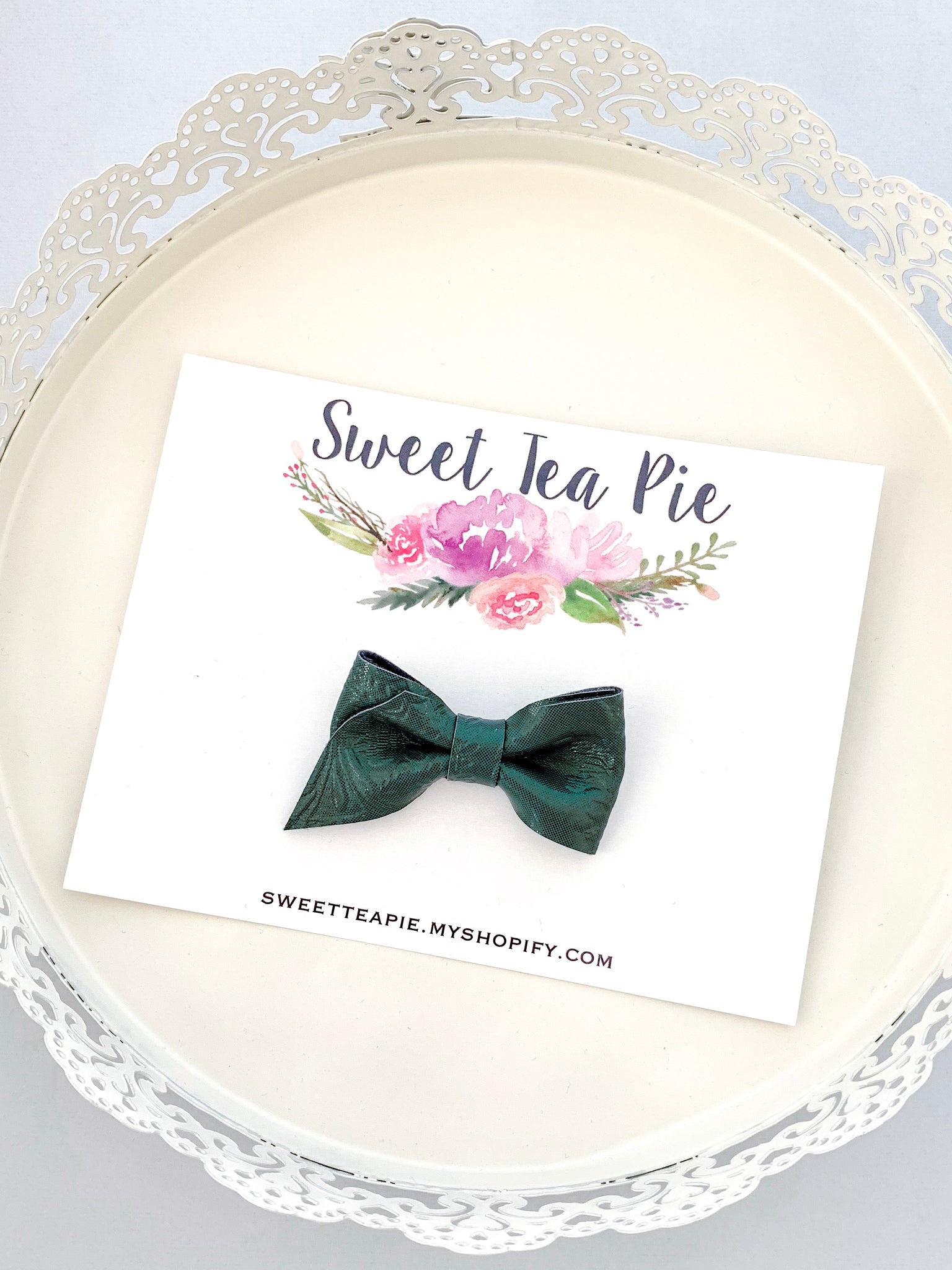 Evergreen Lace Mini Pointe Faux Leather Hair Bow