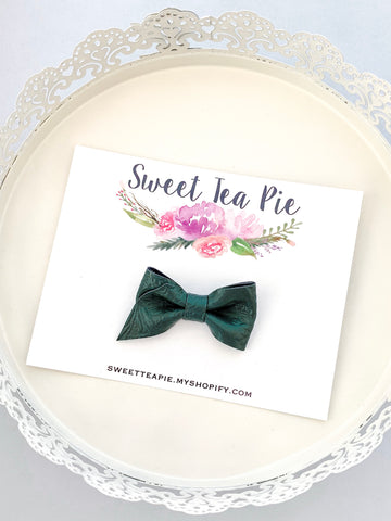 Evergreen Lace Mini Pointe Faux Leather Hair Bow