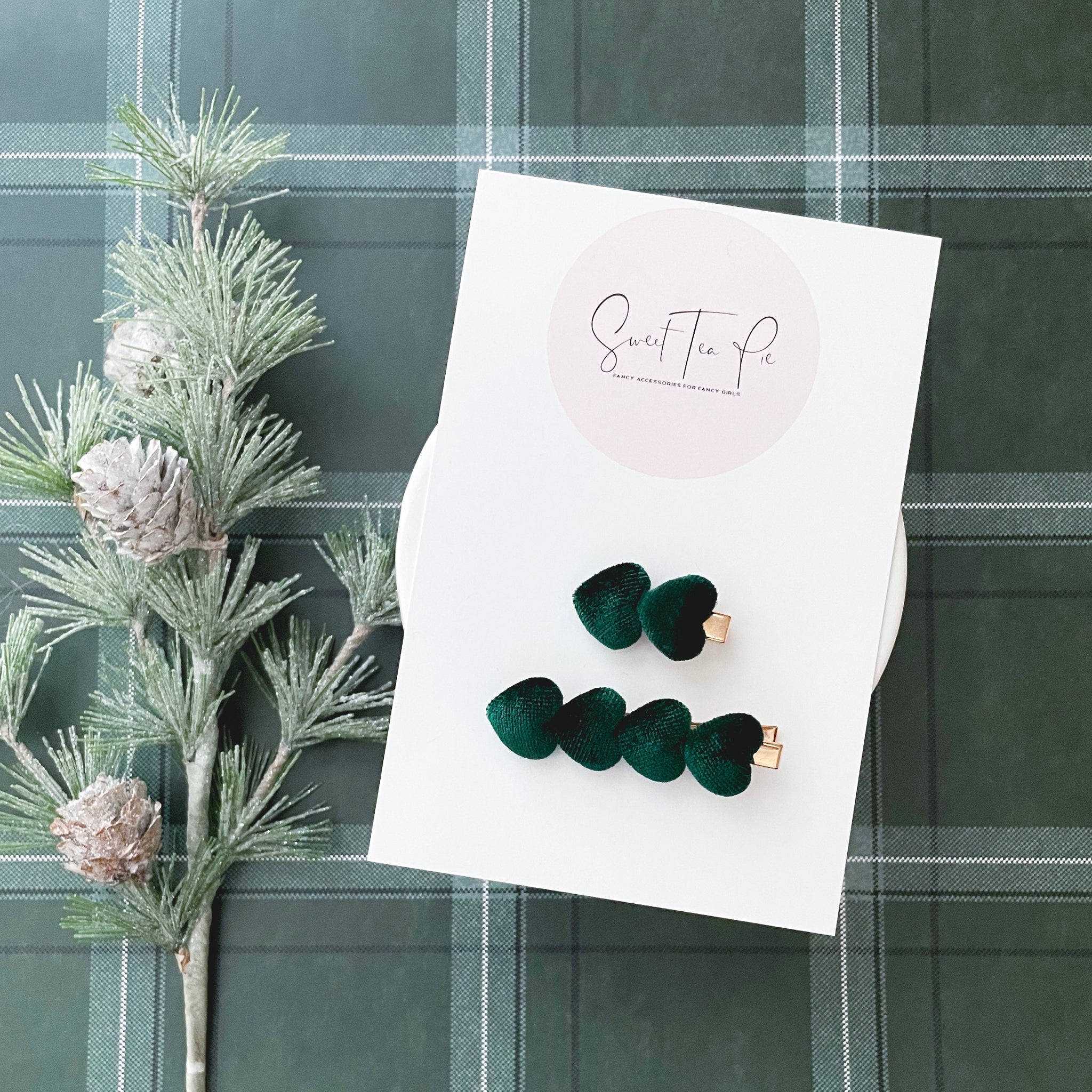Pine Velvet Heart Clip Set