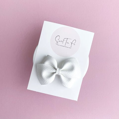 Blanc Lu Hair Bow