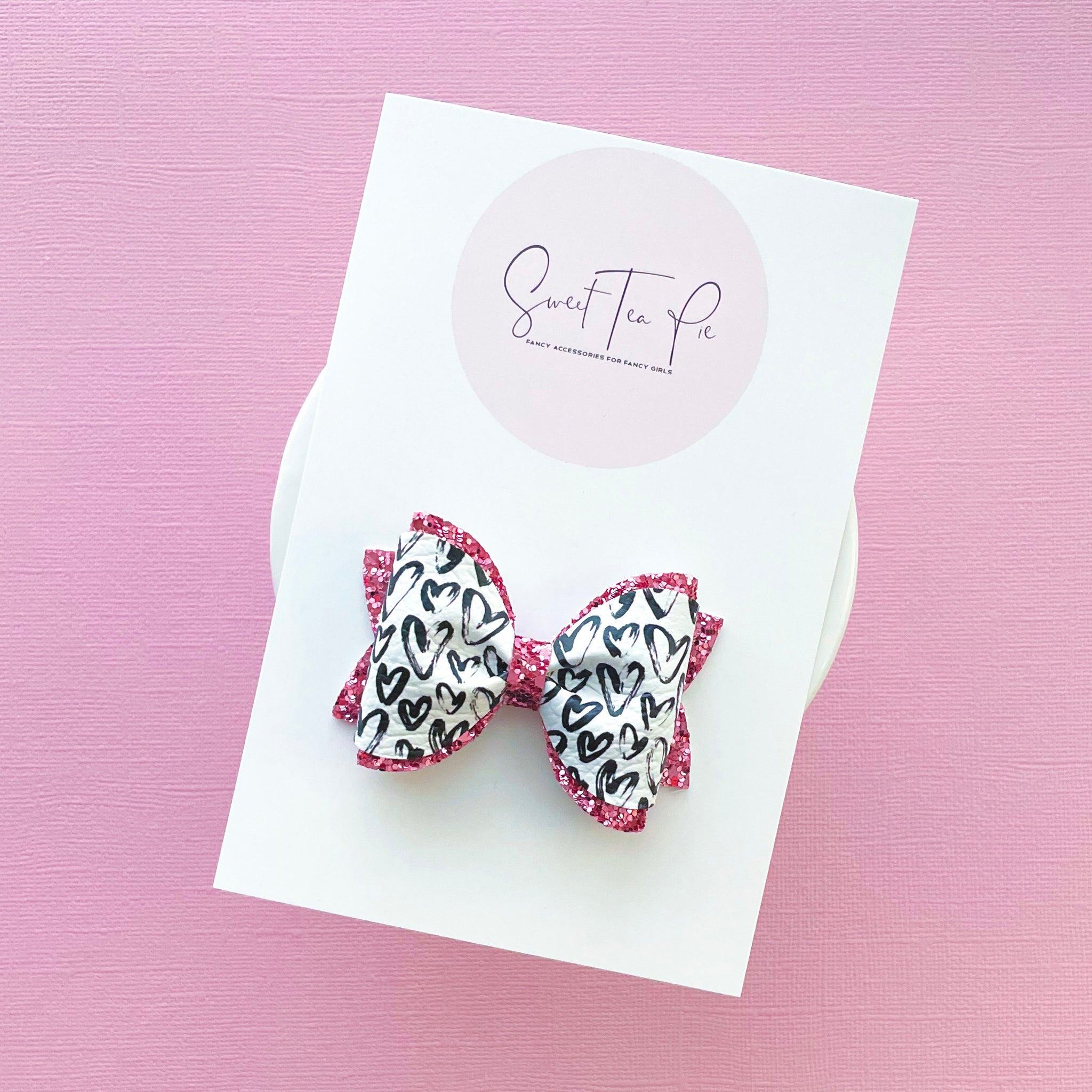 Modern Hearts Pinched Loop Hair Bow