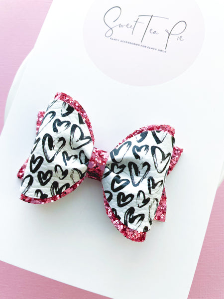 Modern Hearts Pinched Loop Hair Bow