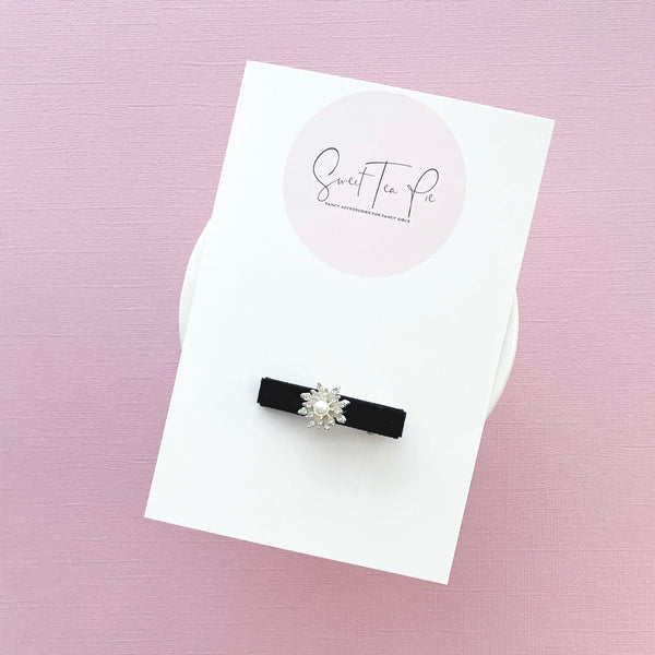 Royal Gems Silver Pearl Glam Clip