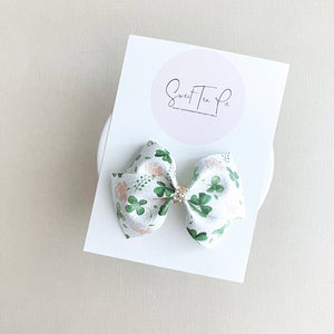 Field of Clovers Lu Hair Bow