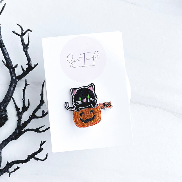 Black Cat Glam Clip