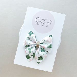 Field of Clovers - Sailor Hair Bow