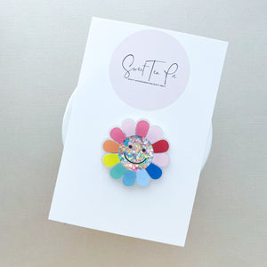 Rainbow Flower Shaker Glam Clip