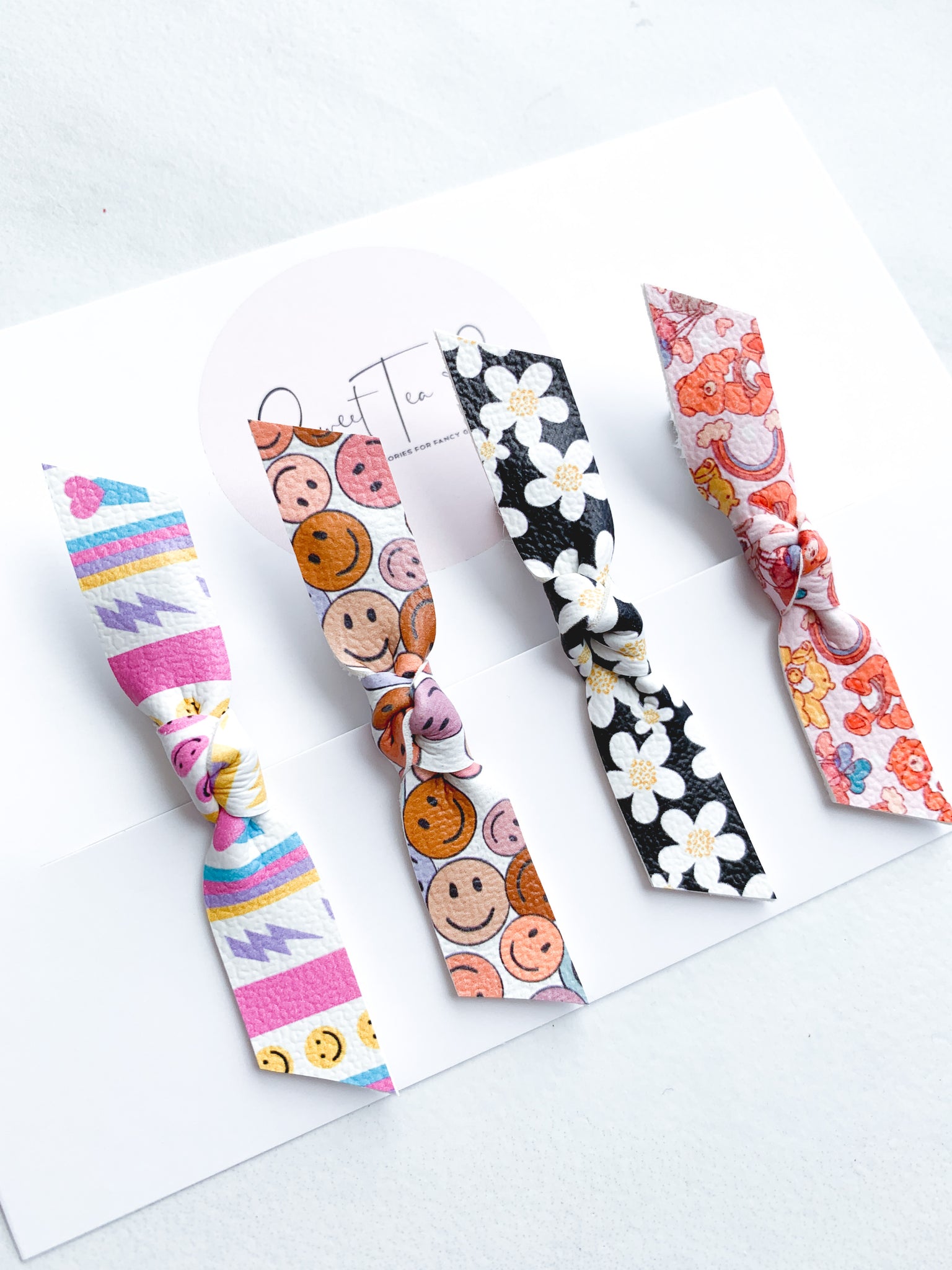 Thats So Vintage Knotty Clip- Set of 4