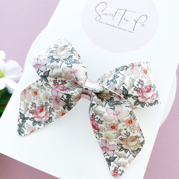 Vintage Blooms Schoolgirl Bow