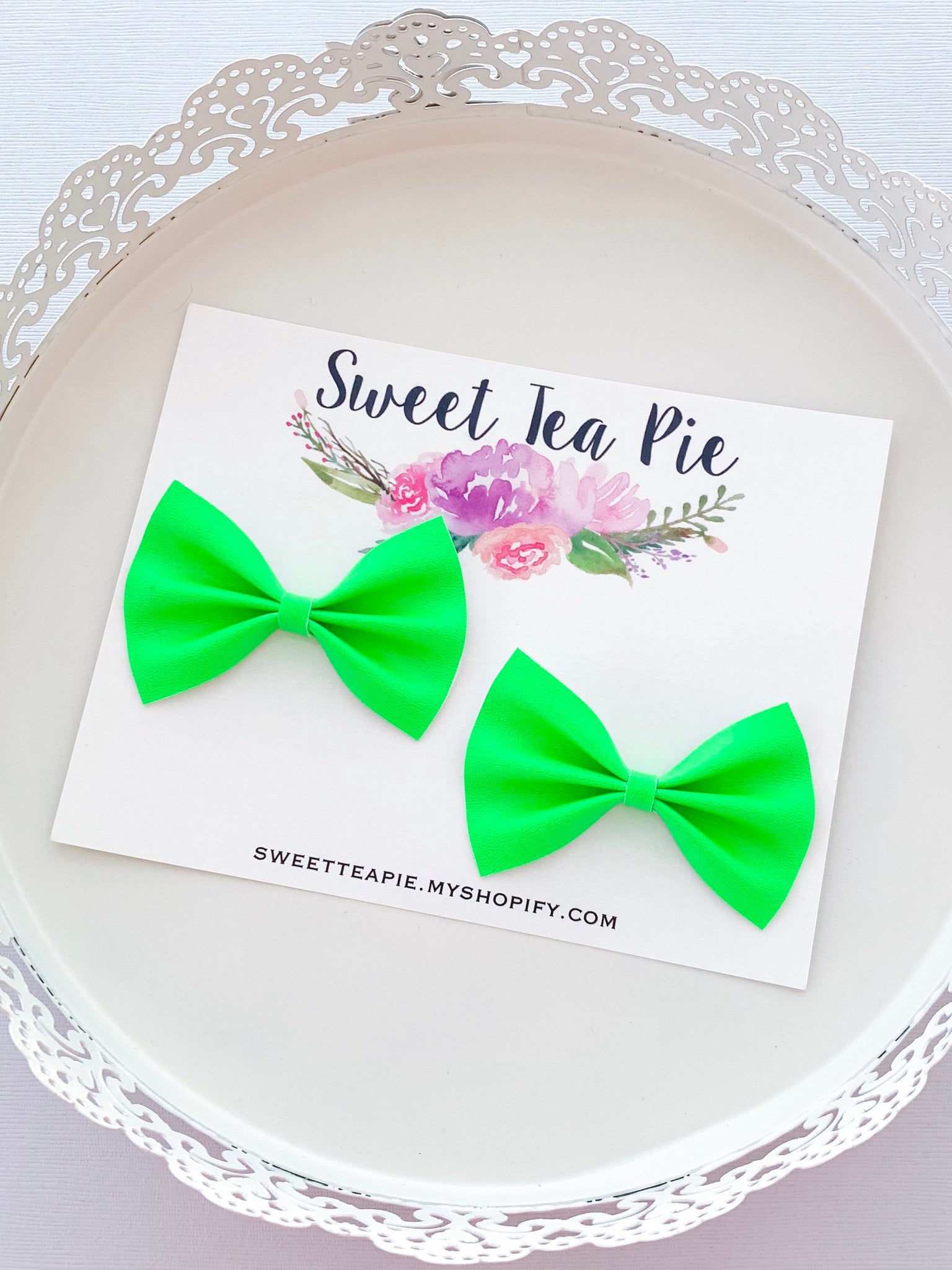 Neon Green Pigtail Hair Bows