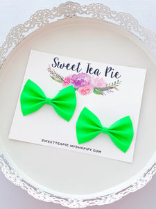 Neon Green Pigtail Hair Bows